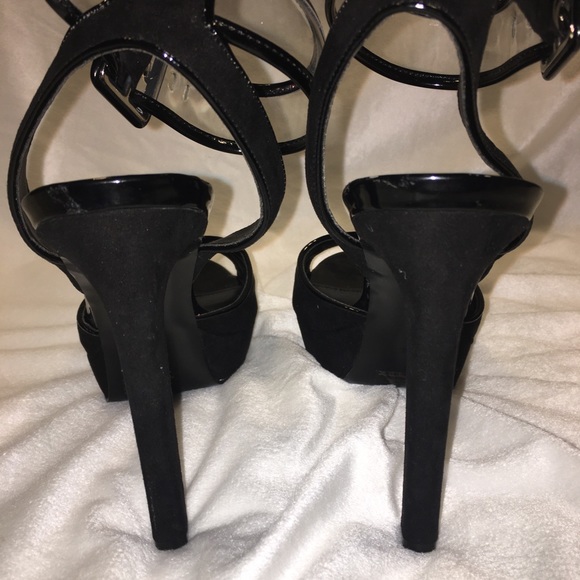 Guess NWOT Lucite Ankle Strap Platform Heels 9.5 - Picture 3 of 8
